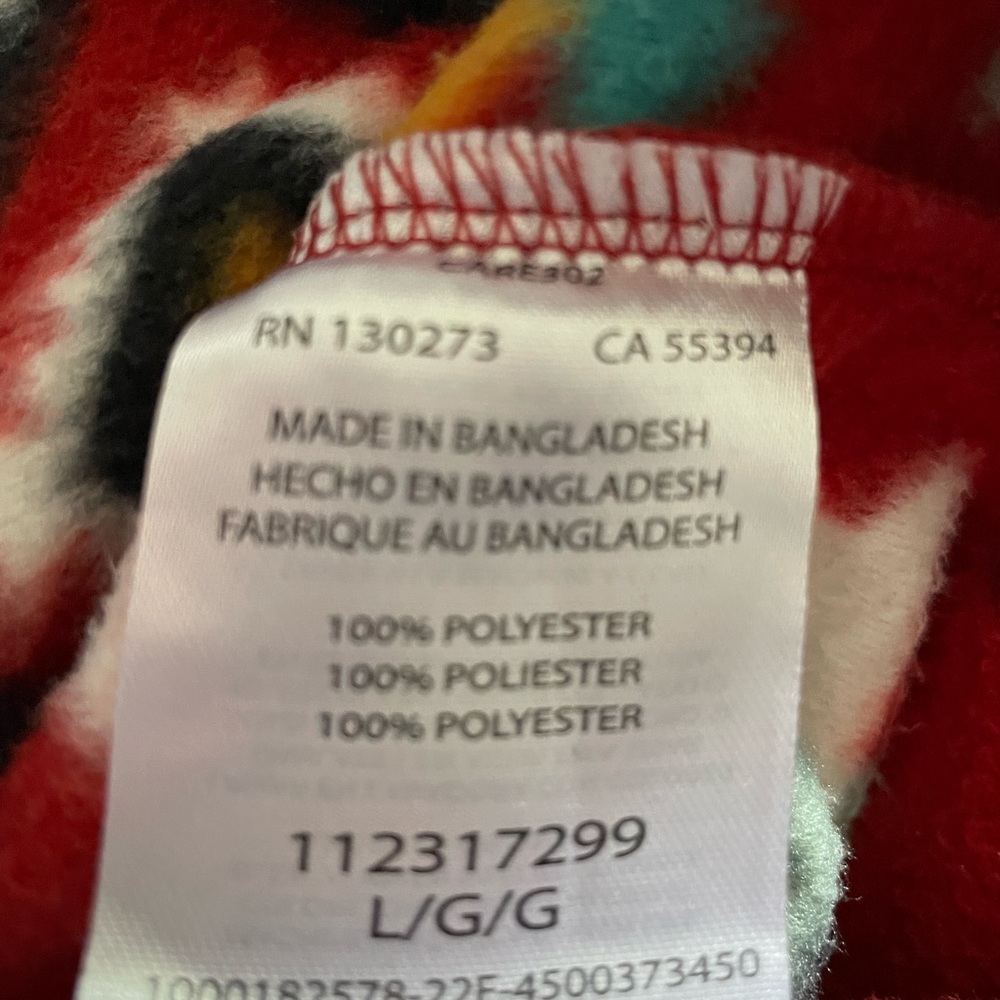 Wrangler Women’s Red and Green Patterned Zip-Up Fleece - Picture 4 of 4